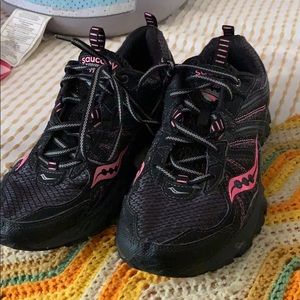 Saucony Excursion TR8